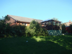 Ferienhaus in Mühlendeich mit Großem Garten